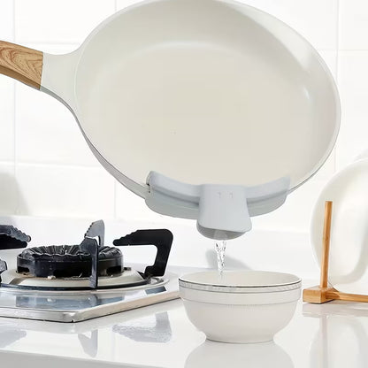 Non-Spill Pot Funnel